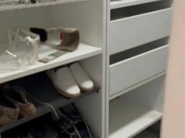 20335 W Country Club Dr 2401, Aventura FL 33180