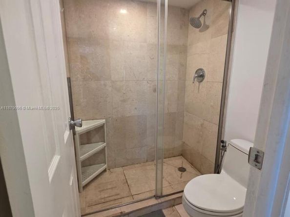 20335 W Country Club Dr 2401, Aventura FL 33180