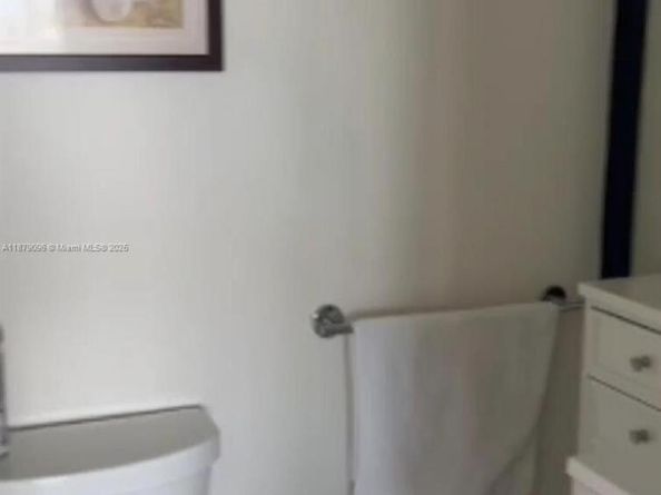 20335 W Country Club Dr 2401, Aventura FL 33180