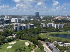 20335 W Country Club Dr 2401, Aventura FL 33180