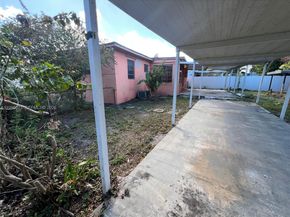 341 Aladdin St, Opa-Locka FL 33054