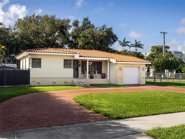 6040 SW 29th St, Miami FL 33155