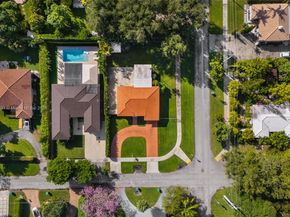 6040 SW 29th St, Miami FL 33155