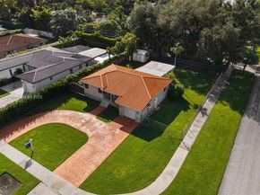 6040 SW 29th St, Miami FL 33155