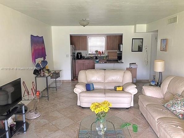 7580 SW 82nd St F214, Miami FL 33143