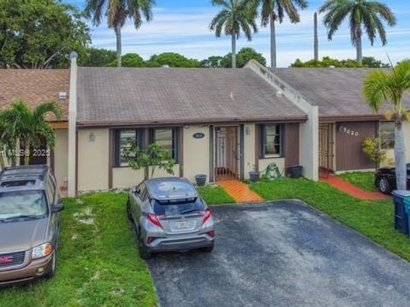 5022 SW 139th Pl, Miami FL 33175