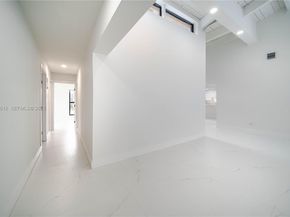 18101 NW 19th Ave, Miami Gardens FL 33056