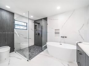 18101 NW 19th Ave, Miami Gardens FL 33056