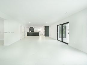 18101 NW 19th Ave, Miami Gardens FL 33056