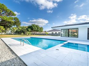 18101 NW 19th Ave, Miami Gardens FL 33056