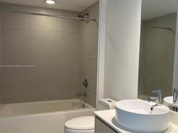 4250 Biscayne Blvd 1618, Miami FL 33137