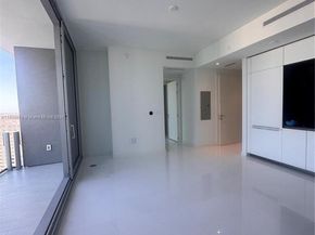 300 Biscayne Blvd way 4508, Miami FL 33131