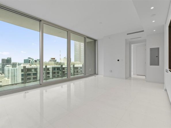 300 Biscayne Blvd way 4508, Miami FL 33131