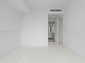 300 Biscayne Blvd way 4508, Miami FL 33131