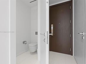 300 Biscayne Blvd way 4508, Miami FL 33131