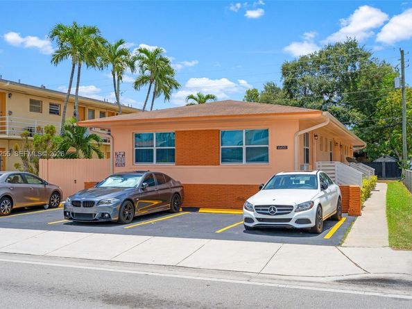 4450 W Flagler St, Miami FL 33134