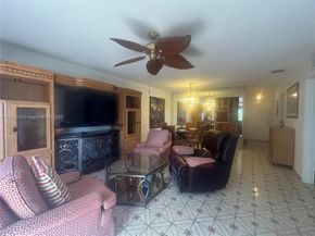 16790 NE 14th Ave 202, Miami FL 33162