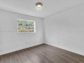 2512 NW 9th Pl, Fort Lauderdale FL 33311