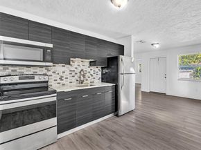 2512 NW 9th Pl, Fort Lauderdale FL 33311