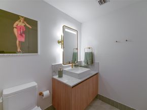 159 NE 6th St 4601, Miami FL 33132