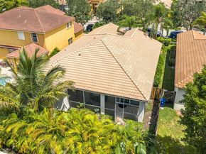 19138 Stonebrook St, Weston FL 33332