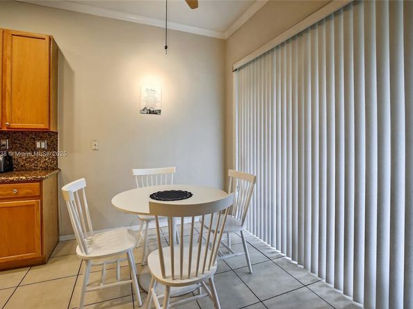 19138 Stonebrook St, Weston FL 33332