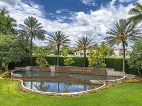 19138 Stonebrook St, Weston FL 33332