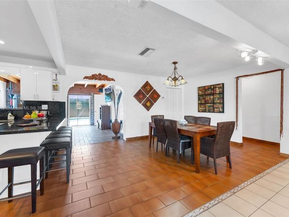 4160 SW 69th Ave, Miami FL 33155