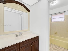 4160 SW 69th Ave, Miami FL 33155