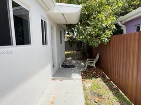 1557 NW 66th St, Miami FL 33147