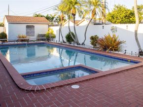 17221 NW 82nd Ave, Hialeah FL 33015