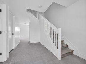 2956 NW 44 St, Miami FL 33142
