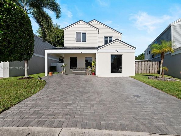 139 SW 159th Way, Sunrise FL 33326