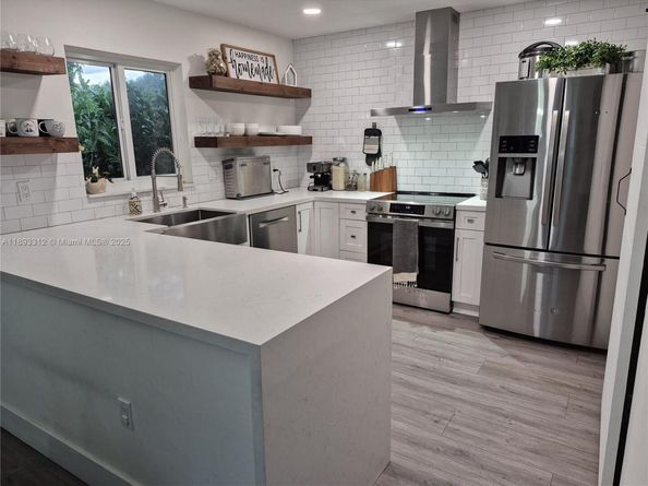 139 SW 159th Way, Sunrise FL 33326