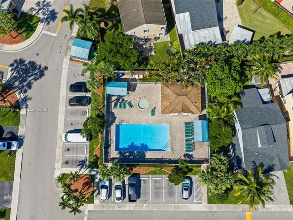 139 SW 159th Way, Sunrise FL 33326