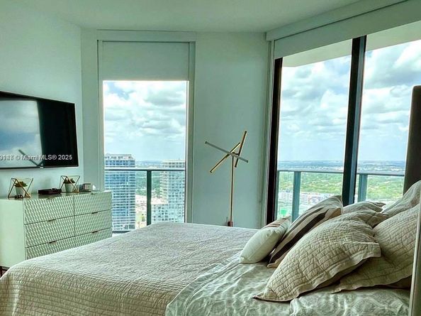 501 NE 31st St 3410, Miami FL 33137
