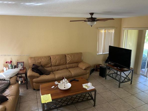 6101 United St, West Palm Beach FL 33411