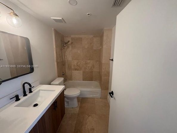 2650 SW 37th Ave 807, Miami FL 33133