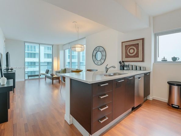 333 NE 24th St 1401, Miami FL 33137