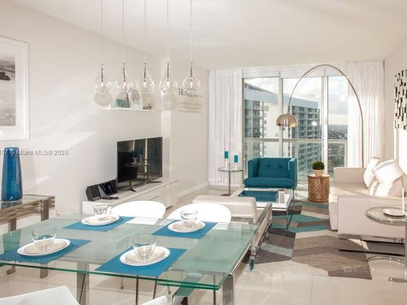 485 Brickell Ave 3906, Miami FL 33131