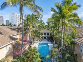 2861 NE 185TH St 305, Aventura FL 33180