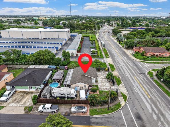 2791 NW 207th St, Miami Gardens FL 33056