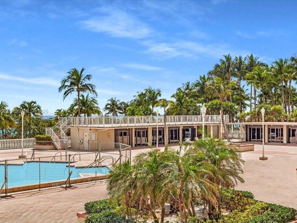 9801 Collins Ave 4Y, Bal Harbour FL 33154