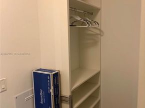 16385 Biscayne Blvd 1417, North Miami Beach FL 33160