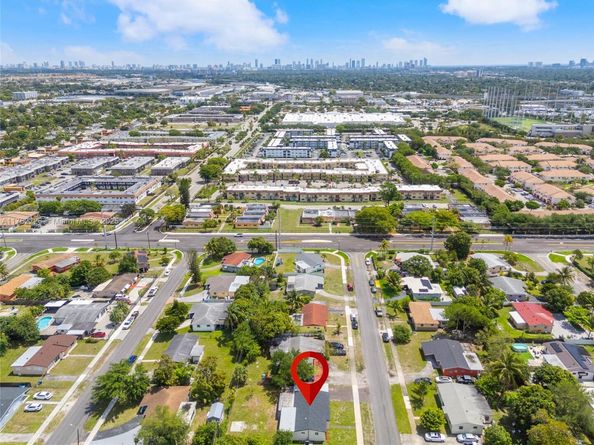 741 NW 175th Dr, Miami Gardens FL 33169