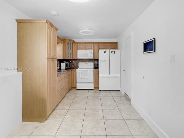 8000 SW 36th St, Miami FL 33155