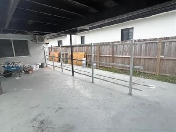 3031 SW 64th Ave, Miami FL 33155