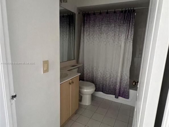12645 SW 91st St 202, Miami FL 33186