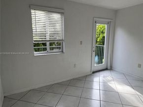 12645 SW 91st St 202, Miami FL 33186