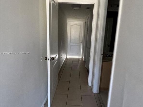 12645 SW 91st St 202, Miami FL 33186